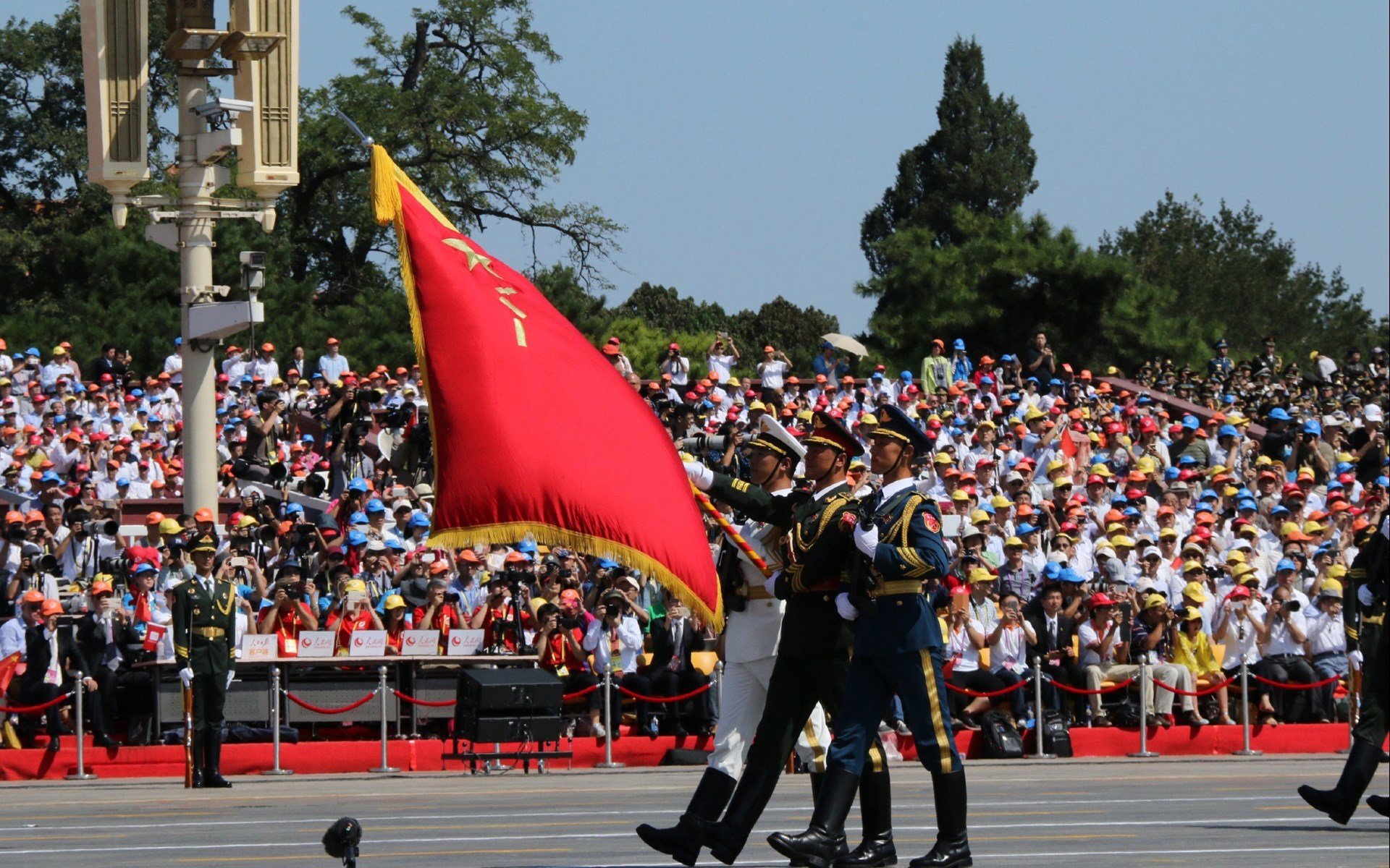 比赛总结:团队协作和精准投篮是取胜的重要因素!,篮球的团队协作精神在建立社会人际关系中的作用