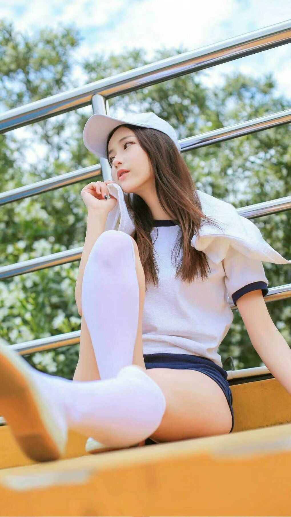 广州恒大客场逆转大连一方，取得三连胜，广州恒大和大连一方比赛直播